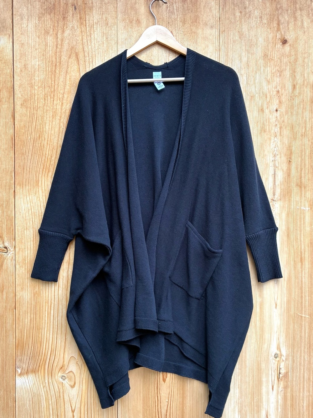 Zestt Organics Black Sweater One Size